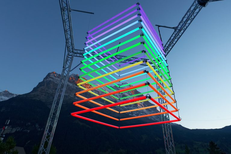 Spectrum (Frame version) | Olivier Ratsi | Festival Light Art Grindelwald, Suisse